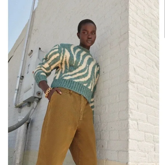 Zara NWT Jacquard Knit Animal Print Sweater - Picture 2 of 6